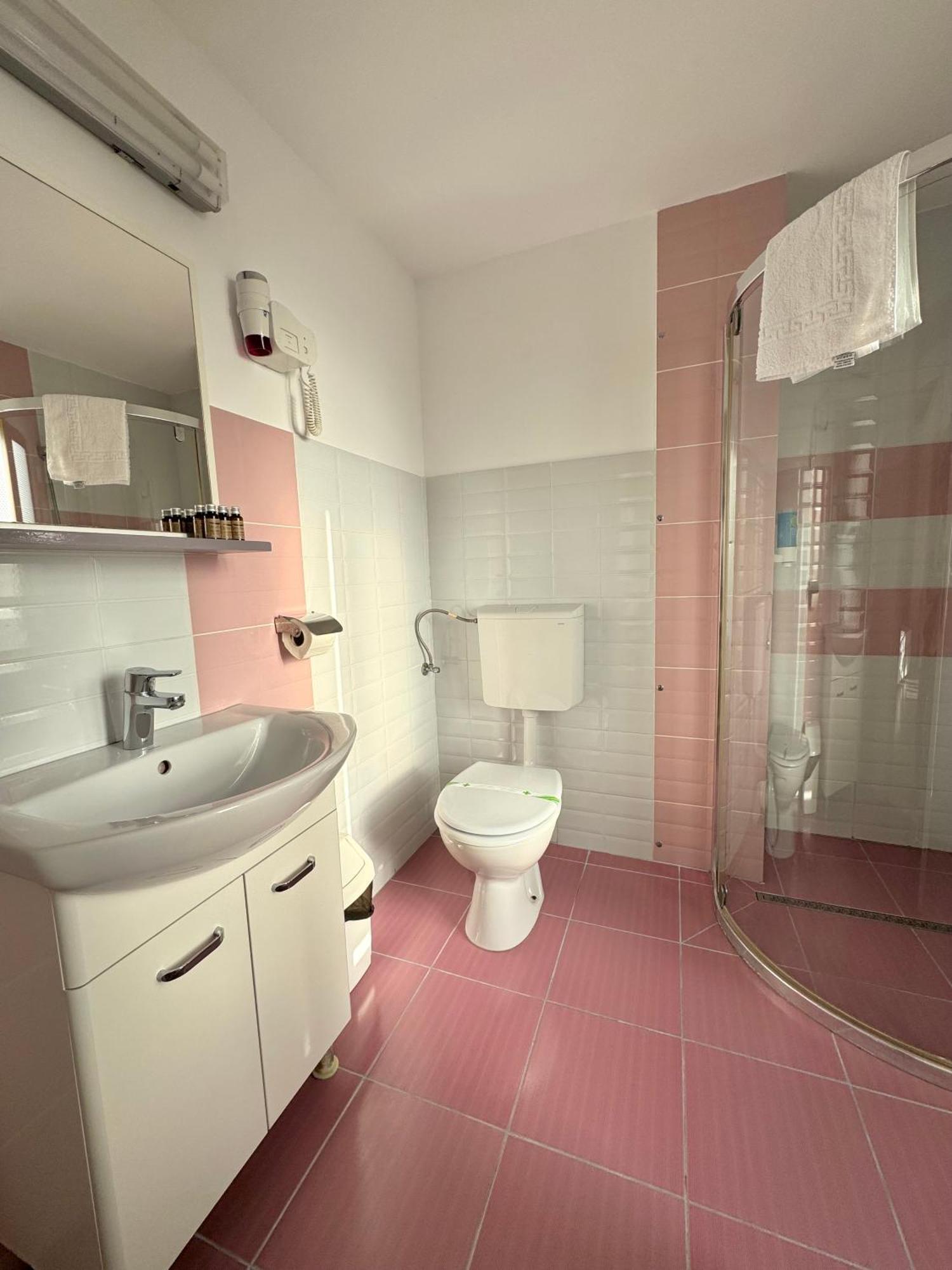 H By Hambar Apartment Vama Veche Luaran gambar